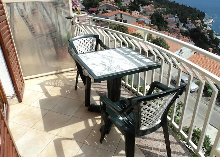 ゲストハウス And With Parking Space Rabac, Labin - 12368 3*