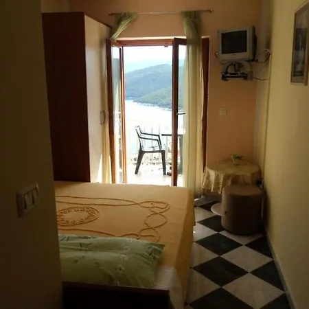 Guest house And With Parking Space Rabac, Labin - 12368 3*